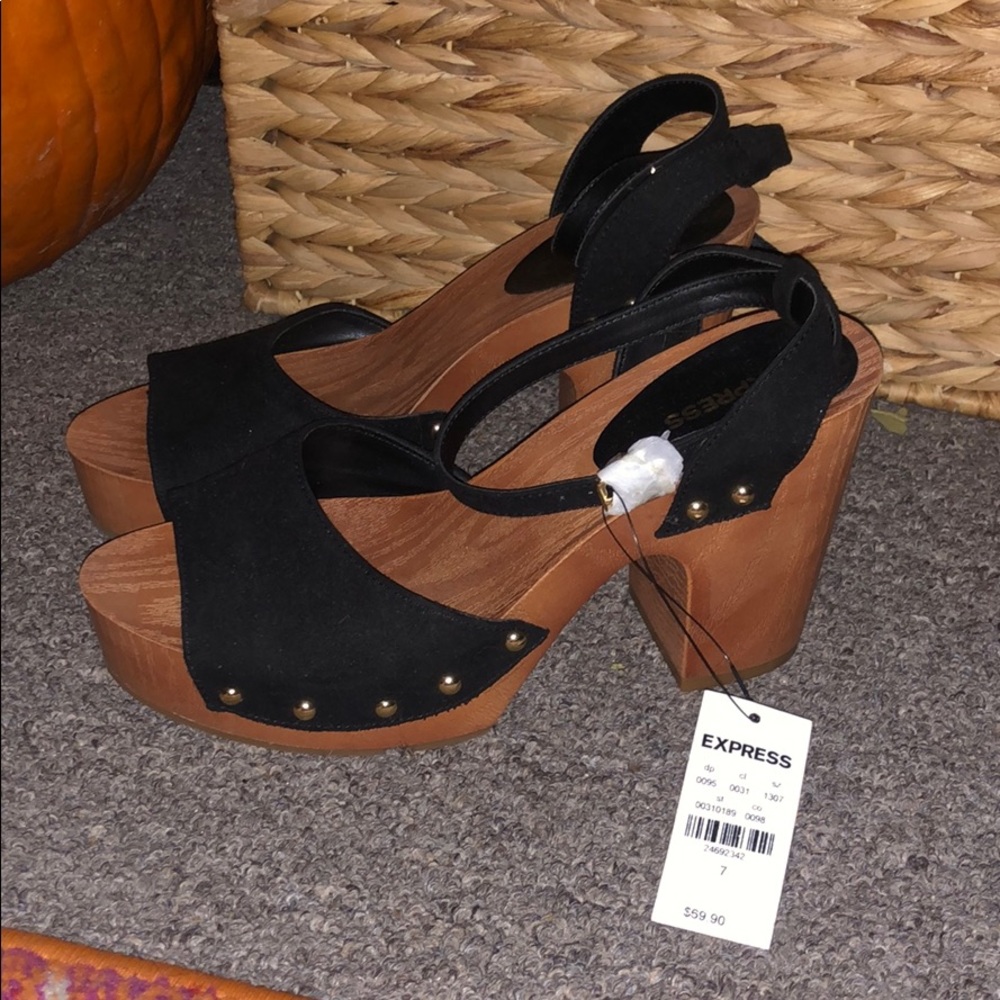 Platform shoes